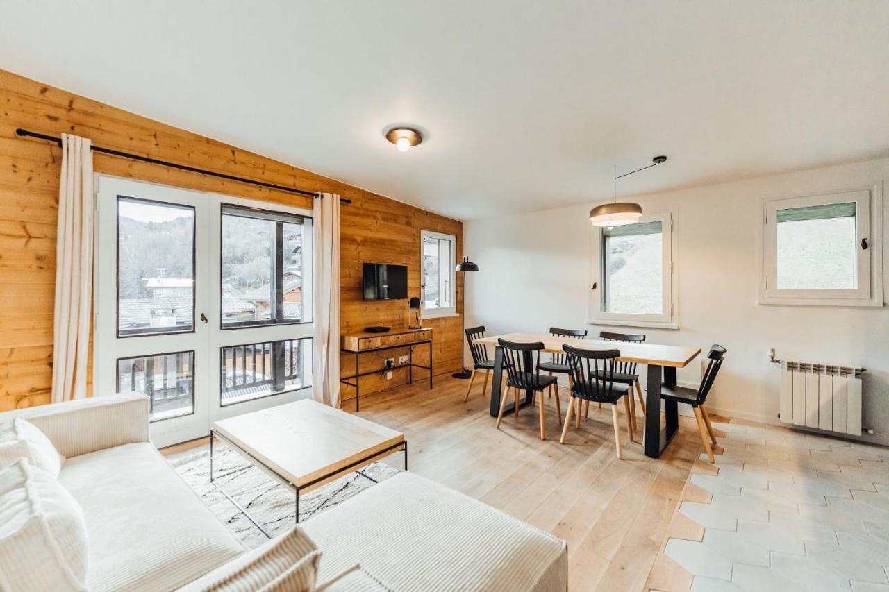 Spacious Apartment Completely Renovated By An Architect แซ็งต์-แฌร์เวส์-เลส์-แบ็งส์ ภายนอก รูปภาพ