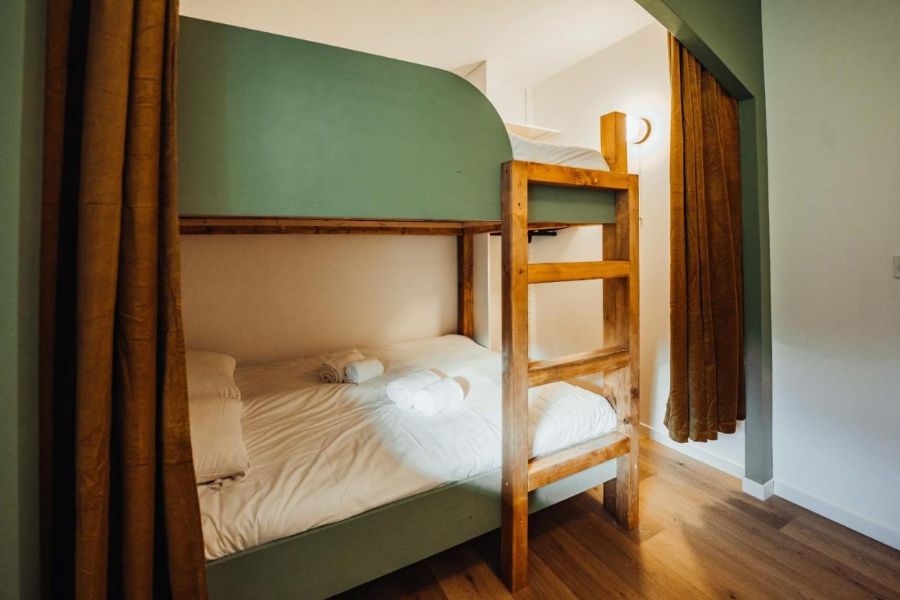 Spacious Apartment Completely Renovated By An Architect แซ็งต์-แฌร์เวส์-เลส์-แบ็งส์ ภายนอก รูปภาพ
