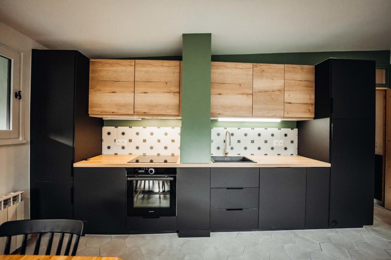 Spacious Apartment Completely Renovated By An Architect แซ็งต์-แฌร์เวส์-เลส์-แบ็งส์ ภายนอก รูปภาพ