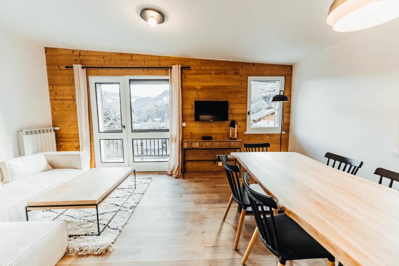 Spacious Apartment Completely Renovated By An Architect แซ็งต์-แฌร์เวส์-เลส์-แบ็งส์ ภายนอก รูปภาพ